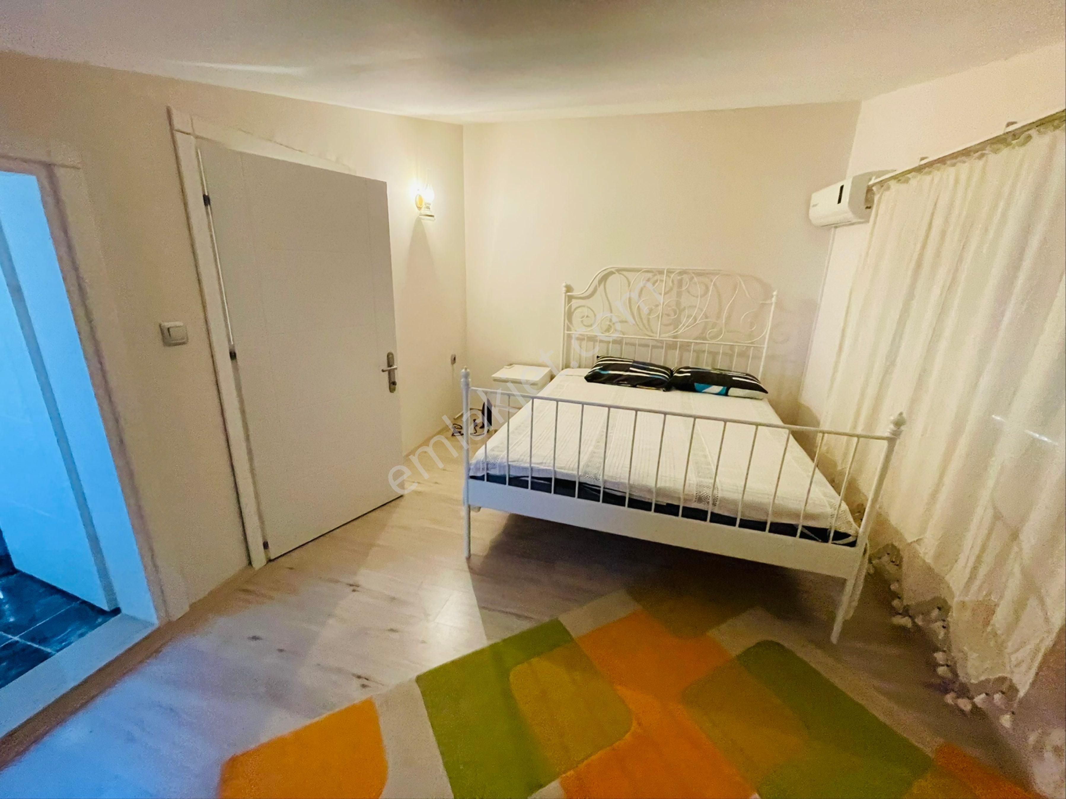 Müstakil Villa Havuzlu Yürüyüş Parkurları İle Konsept Site - Görsel 31