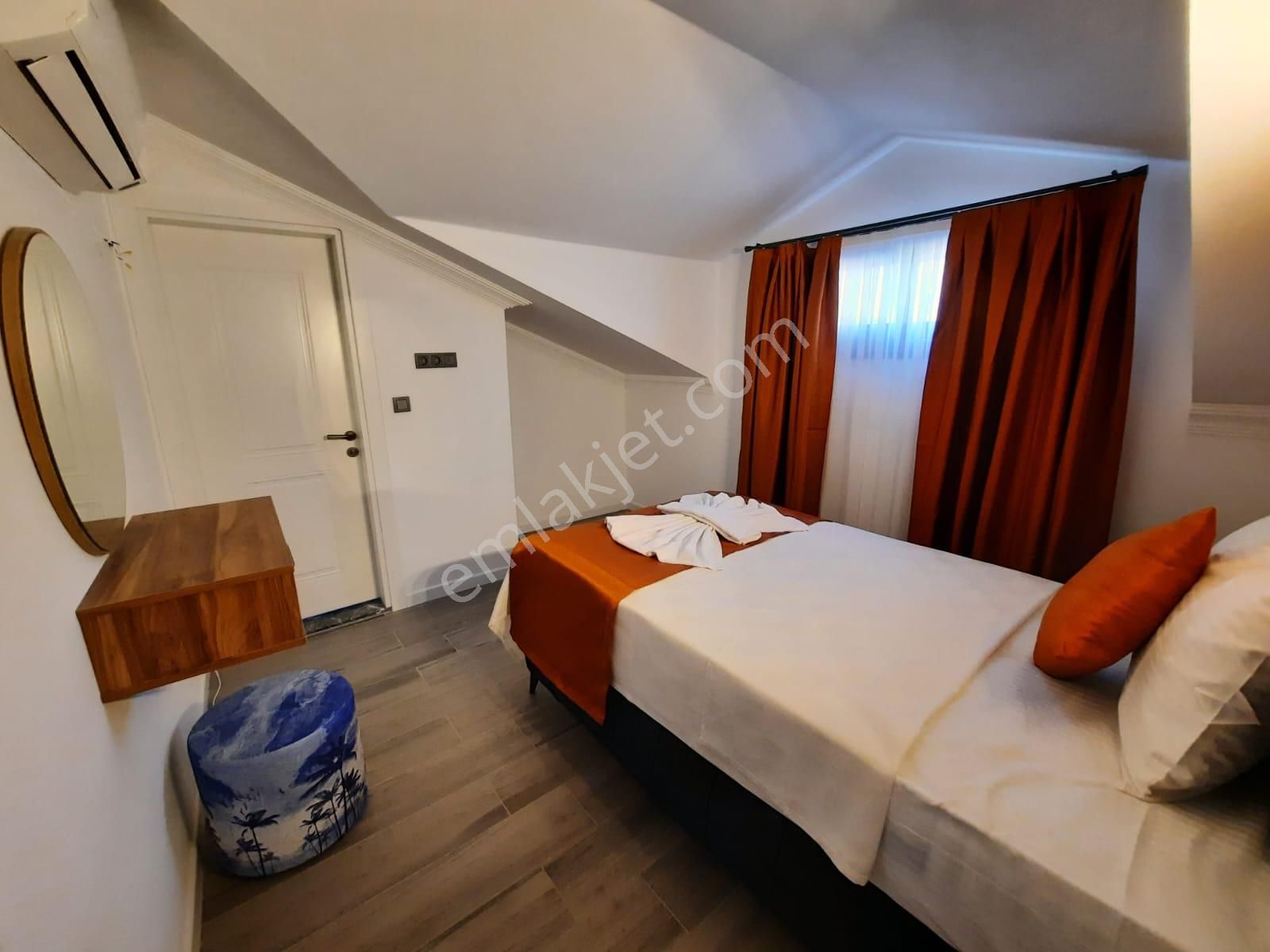 Goldhouse Dan Satılık Havuzlu Eşyalı Akıllı Sistemli Villa - Görsel 32