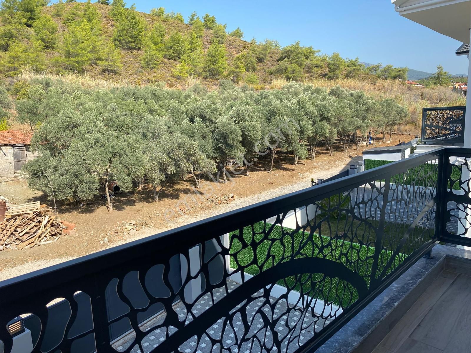 Goldhouse Dan Satılık Havuzlu Eşyalı Akıllı Sistemli Villa - Görsel 23