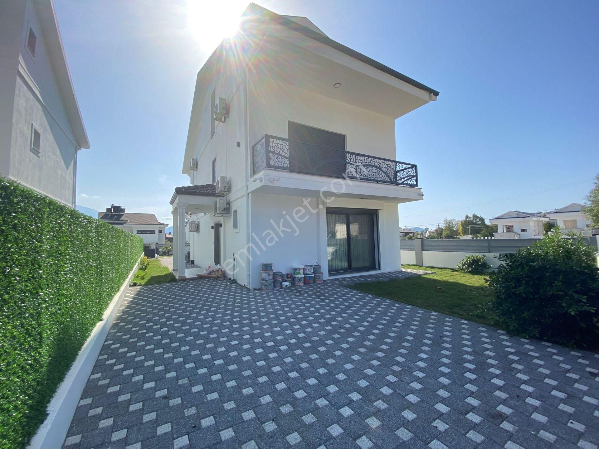 Goldhouse Dan Satılık Havuzlu Eşyalı Akıllı Sistemli Villa - Görsel 4