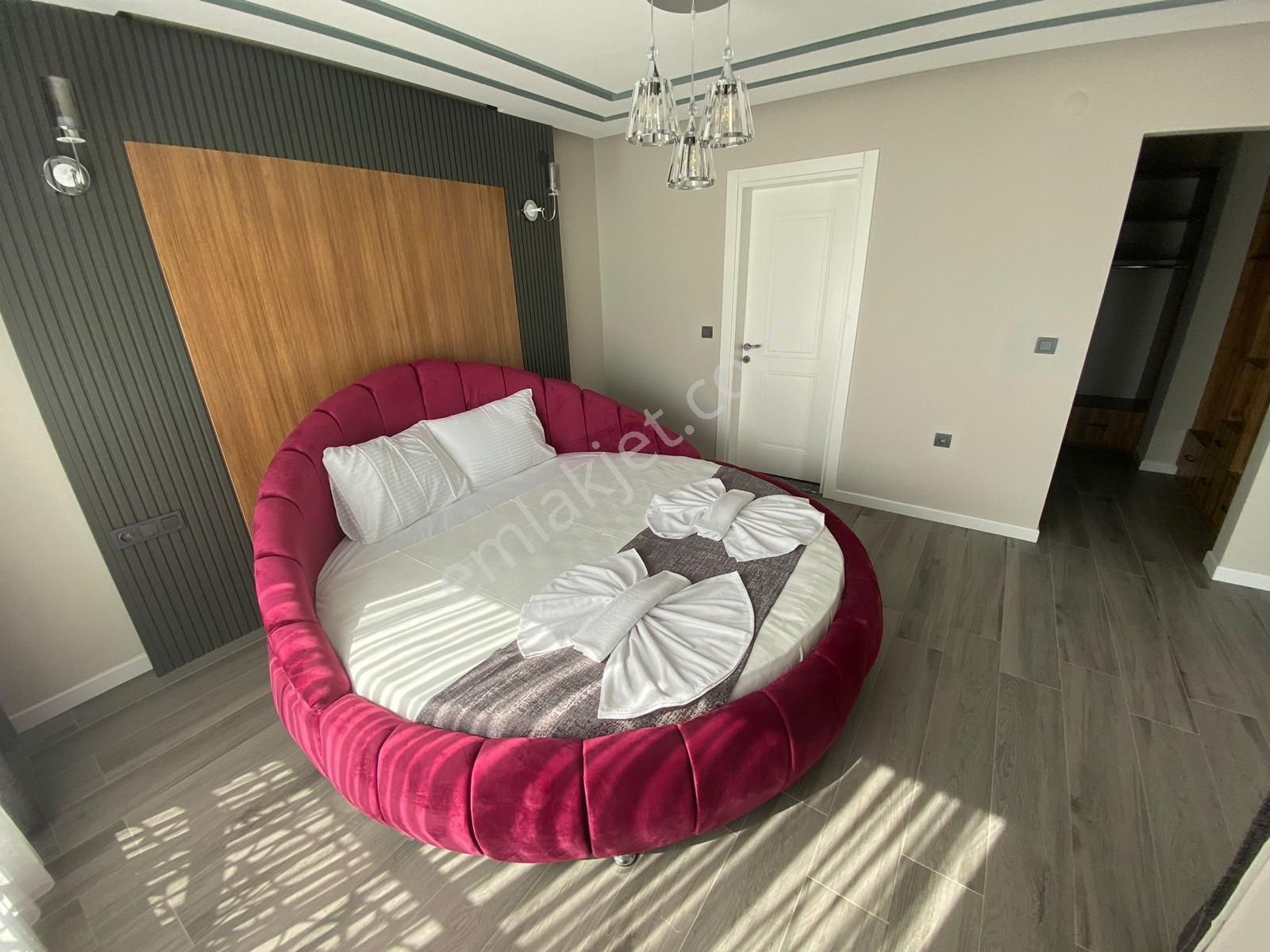 Goldhouse Dan Satılık Havuzlu Eşyalı Akıllı Sistemli Villa - Görsel 15