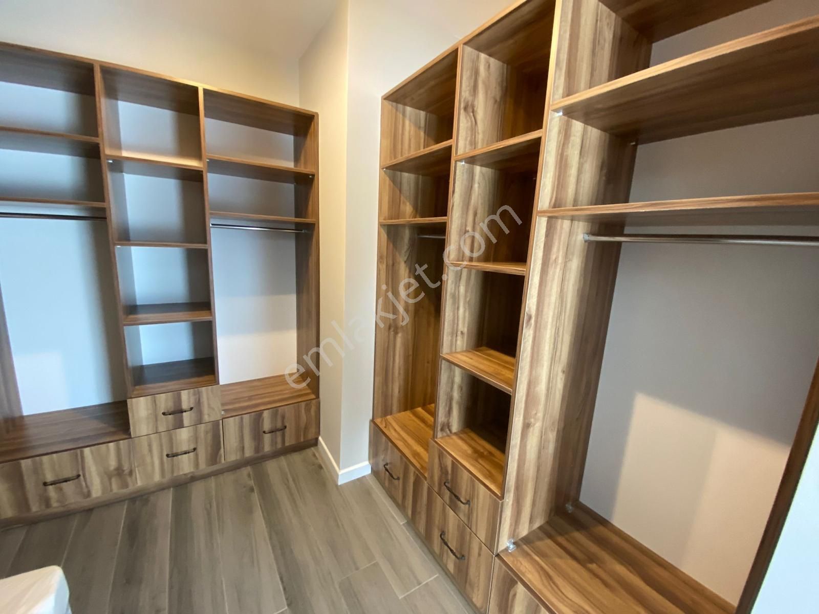 Goldhouse Dan Satılık Havuzlu Eşyalı Akıllı Sistemli Villa - Görsel 18