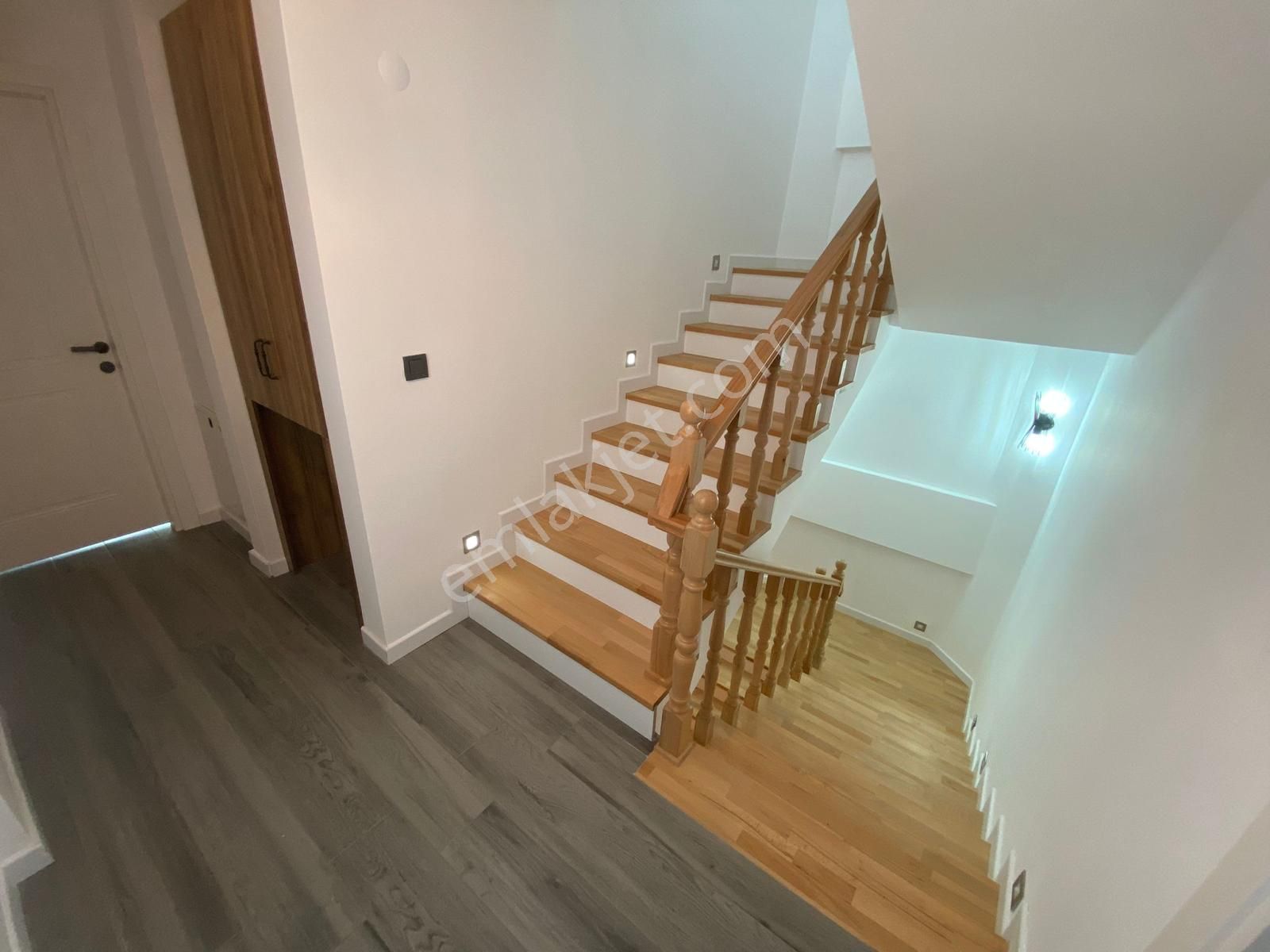 Goldhouse Dan Satılık Havuzlu Eşyalı Akıllı Sistemli Villa - Görsel 25