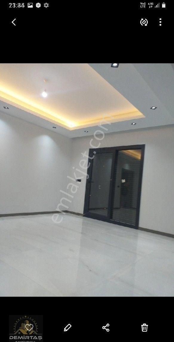 1200 Evlerde Satilik Arakat Daire