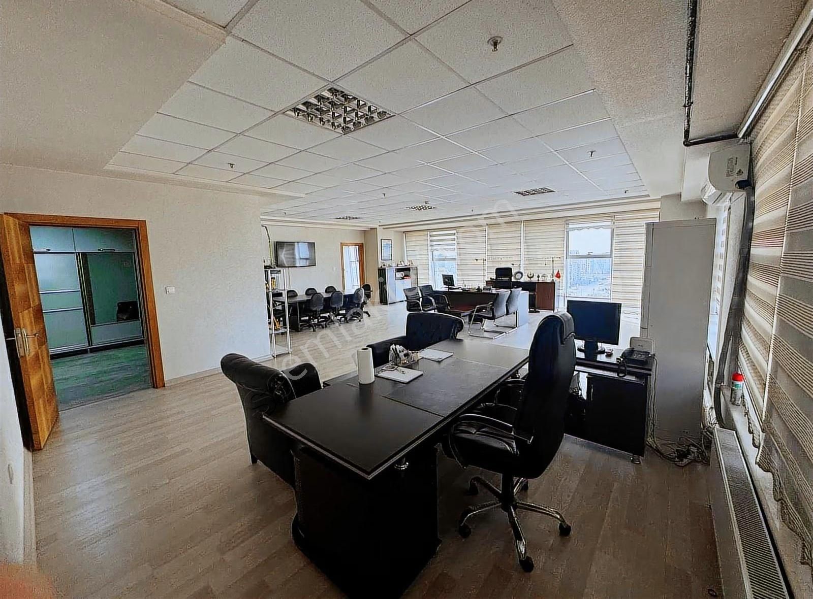 Lüx Ana Cadde Üstünde Kuruçayırlı Towers - Görsel 14