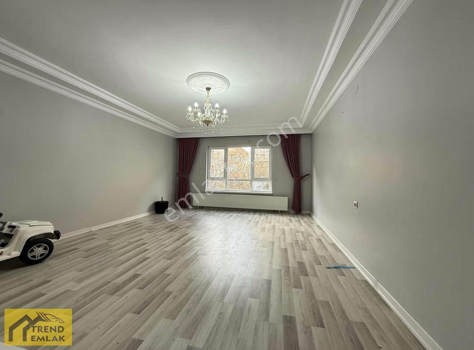 Trend'den Diş Hastanesi Yanı Cadde Üzeri 1.kat Masrafsız**125m2 - Görsel 12