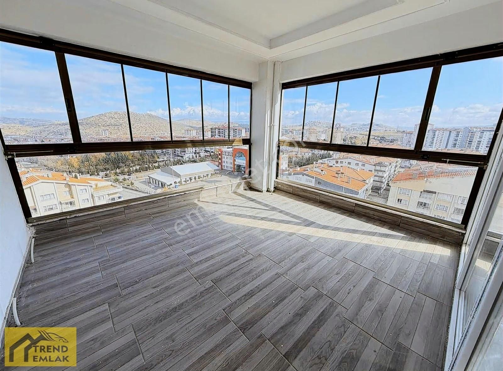 Trend'den Bölgenin En Prestijli Sitesinde 8.kat 4+1 Sıfır**