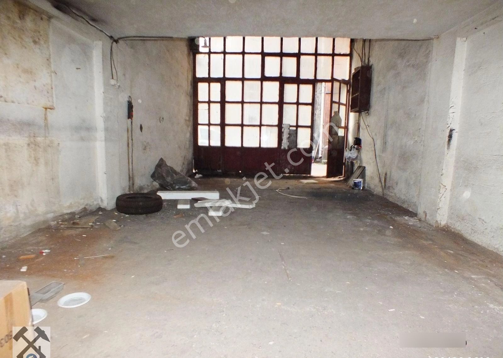 Şehir Merkezinde Üç Katlı Satılık İş Yeri - Görsel 15