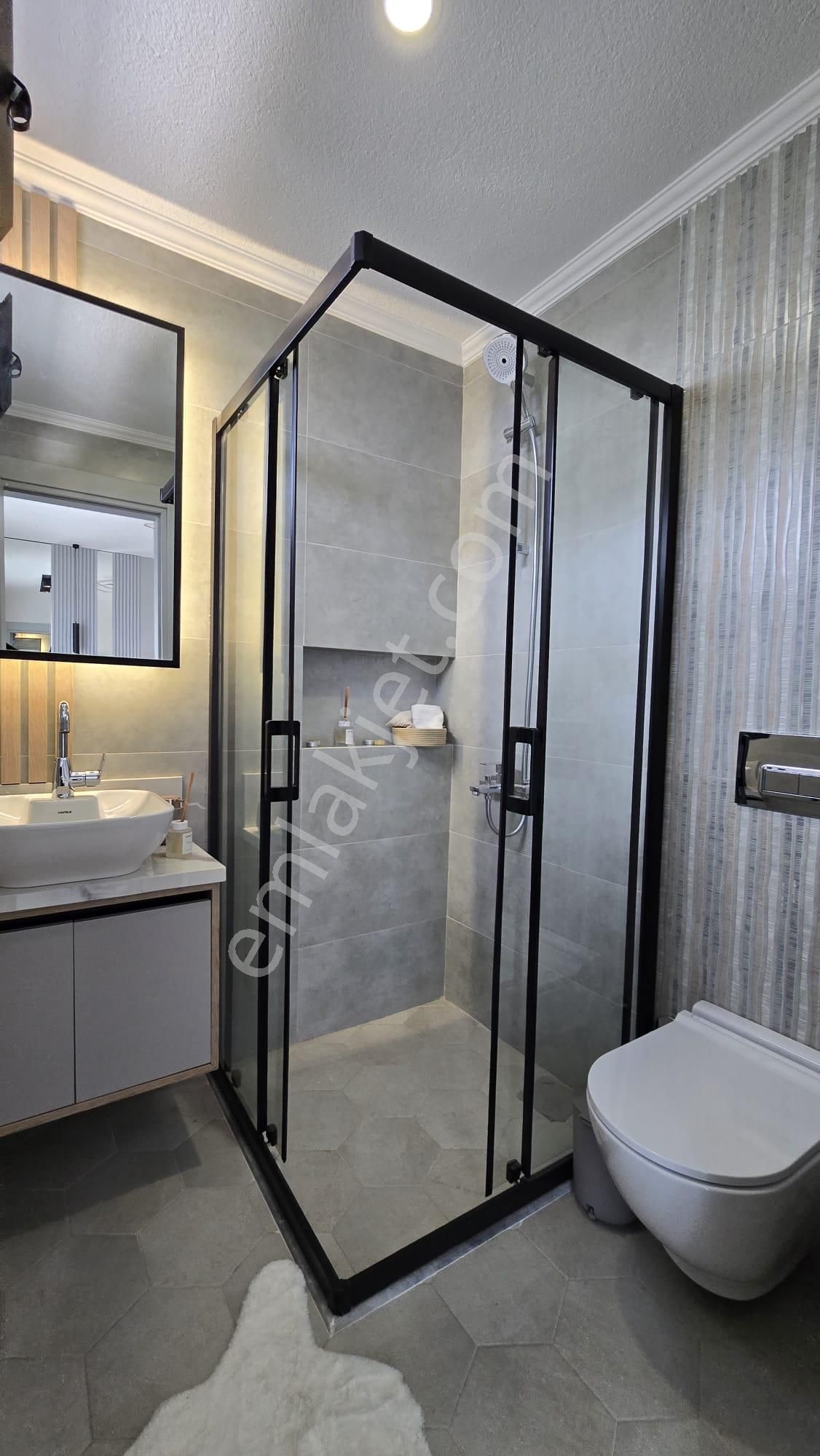 Kusadası'nda Tek Müstakil Özel Havuzlu Akıllı Ev Sistemli Yerden Isıtmal Lux Konforlu Fırsat Villa - Görsel 7