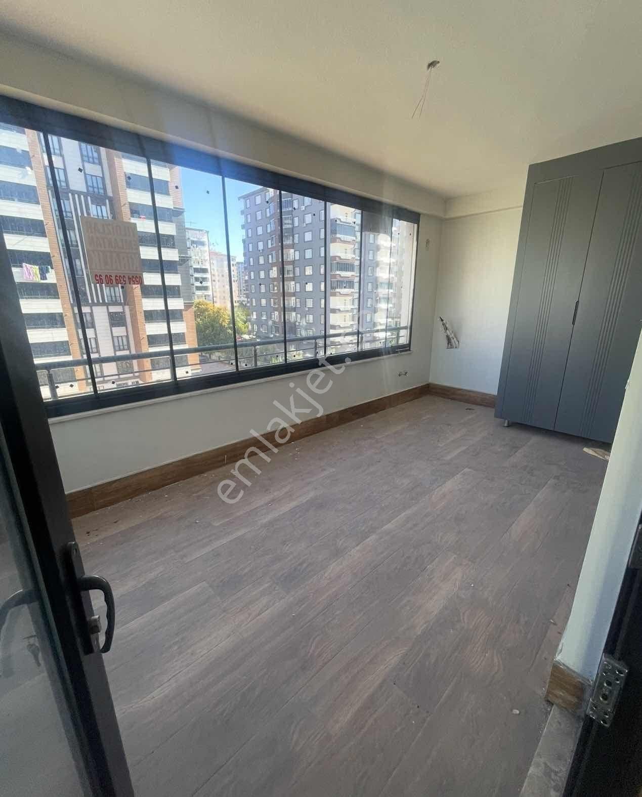 Fıstıklık Mah. Açar Life Satılık Sıfır 3+1 Daire