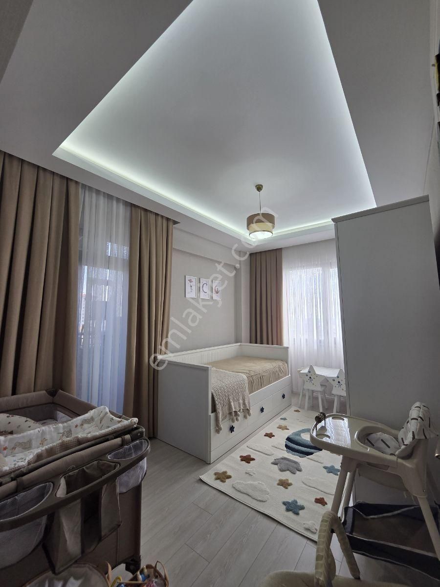 Fıstıklık'ta Antep Manzaralı Yeni Yapı Ultra Lüx 3+1 - Görsel 7