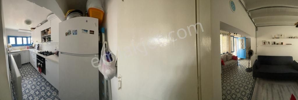 Ayvada'dan Ayvalık Merkez'de Köşe Konumlu 2 Katlı 3+1 Taş Rum Evi - Görsel 7