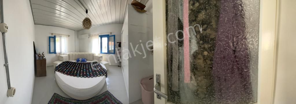 Ayvada'dan Ayvalık Merkez'de Köşe Konumlu 2 Katlı 3+1 Taş Rum Evi - Görsel 23