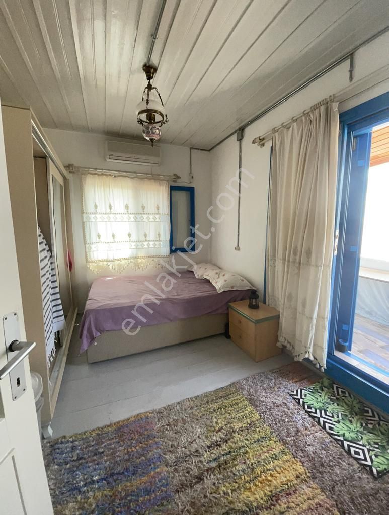 Ayvada'dan Ayvalık Merkez'de Köşe Konumlu 2 Katlı 3+1 Taş Rum Evi - Görsel 25