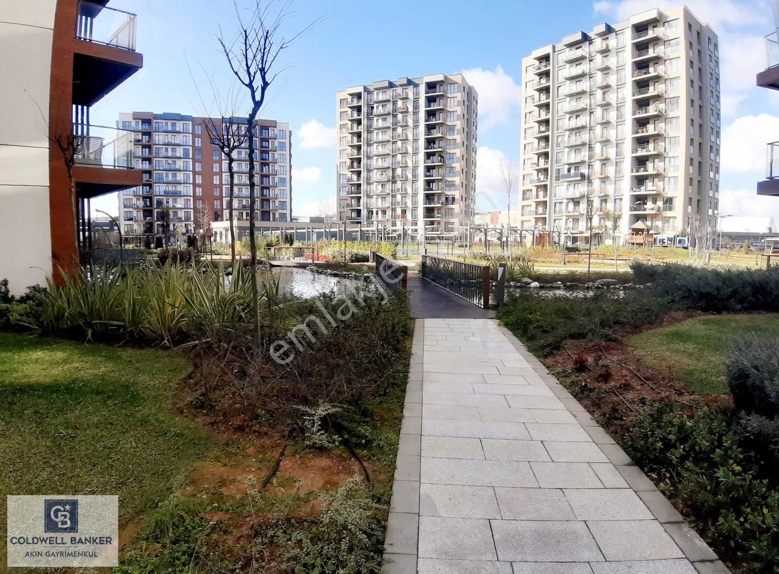 Suryapı Lavender Sitesinde Satılık Ara Kat Daire