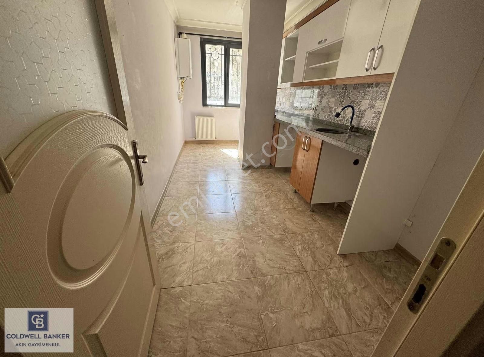 Sancaktepe Yenidoğan Merve Mahallesinde Geniş, Kullanışlı Daire - Görsel 6