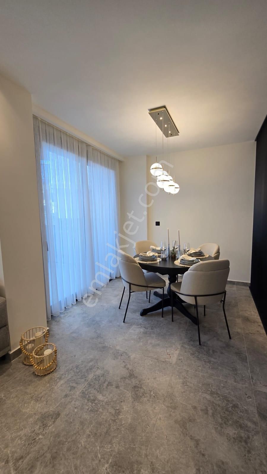 Modern 5+2 Özel Havuzlu Villa – Akıllı Ev, 330 M² Arsa, 5 Banyo, Üst Düzey Donanım - Görsel 7