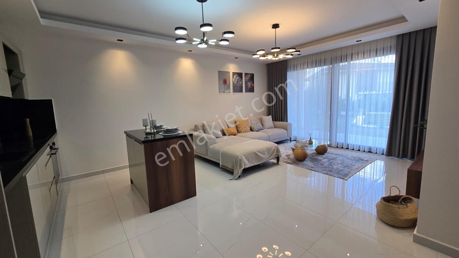 Modern 5+2 Özel Havuzlu Villa – Akıllı Ev, 330 M² Arsa, 5 Banyo, Üst Düzey Donanım - Görsel 32