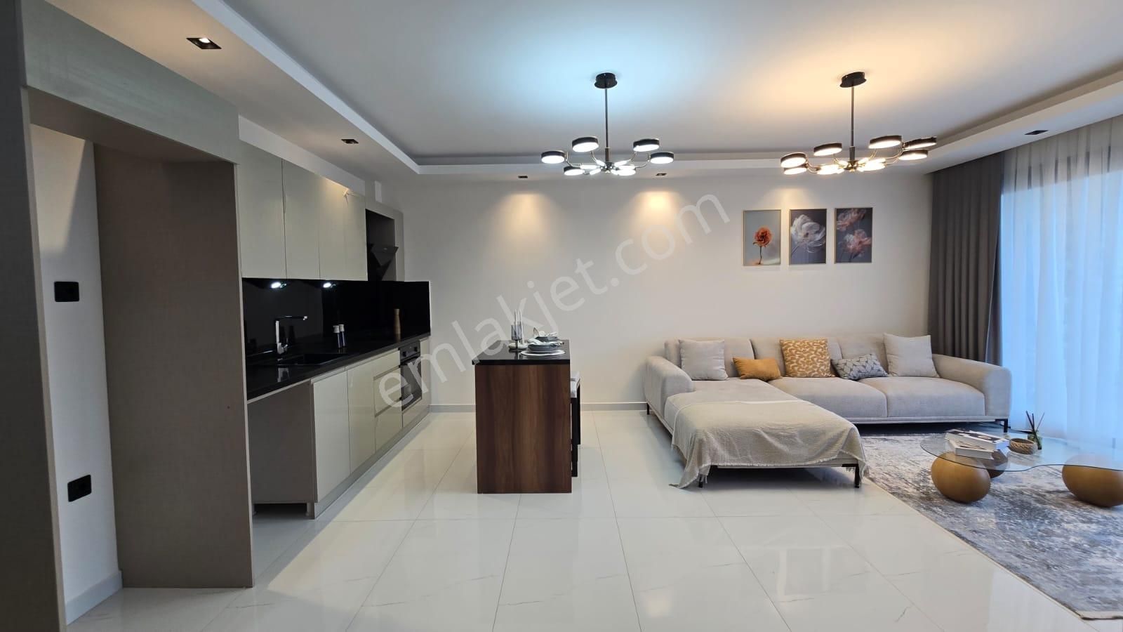 Modern 5+2 Özel Havuzlu Villa – Akıllı Ev, 330 M² Arsa, 5 Banyo, Üst Düzey Donanım - Görsel 10