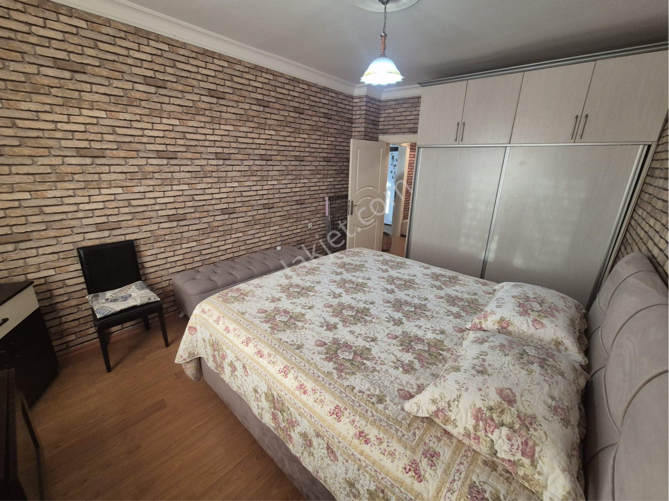 2+1 Geniş Oturumlu İçi Yapılı Deniz Manzaralı Site İçi Daire - Görsel 16