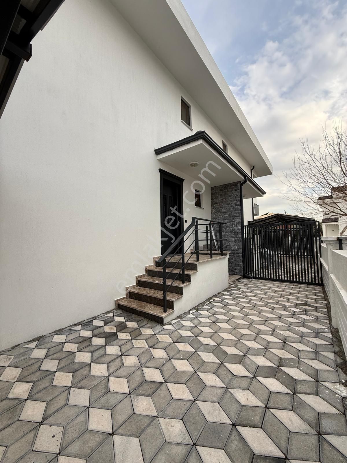 Stop’tan Karaçalı’da *sıfır Dubleks* 4+1 Villa - Görsel 31