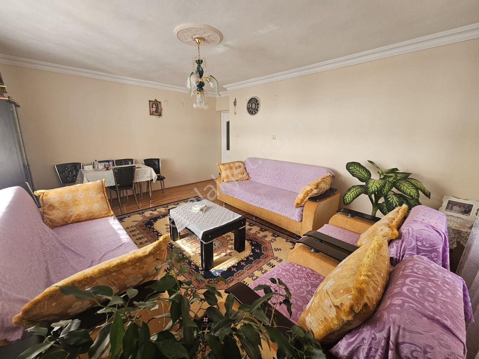 Miray Gayrimenkulden Elvan Mah De 3+1 Ara Kat Daire - Görsel 8