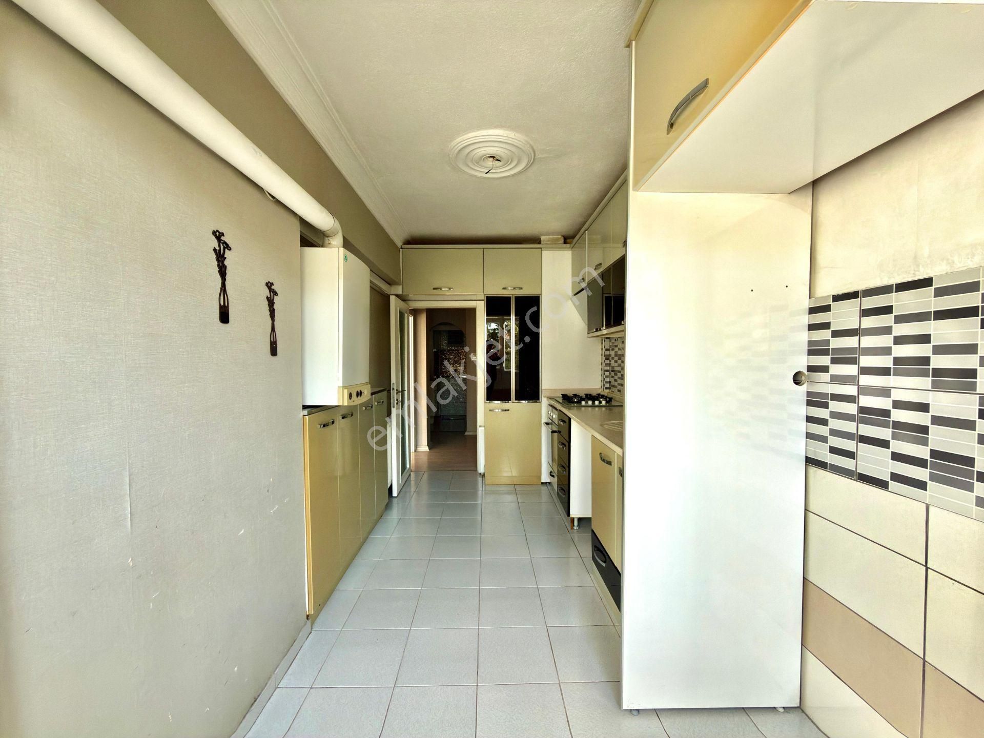 Kalecik Emlaktan Köşebaşı Güney Batı Cepheli 3+1 2. Katta - Görsel 4