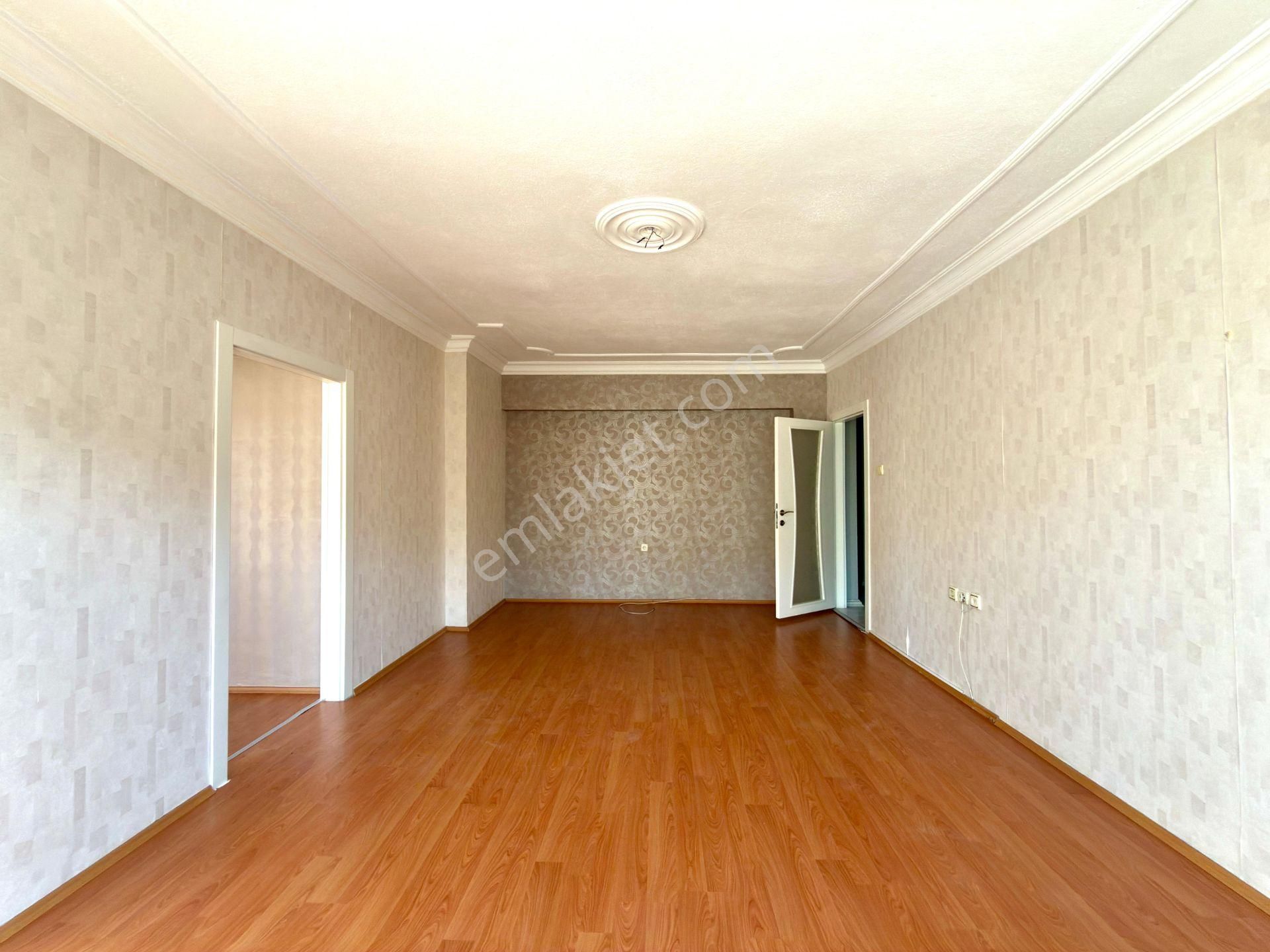 Kalecik Emlaktan Köşebaşı Güney Batı Cepheli 3+1 2. Katta - Görsel 8