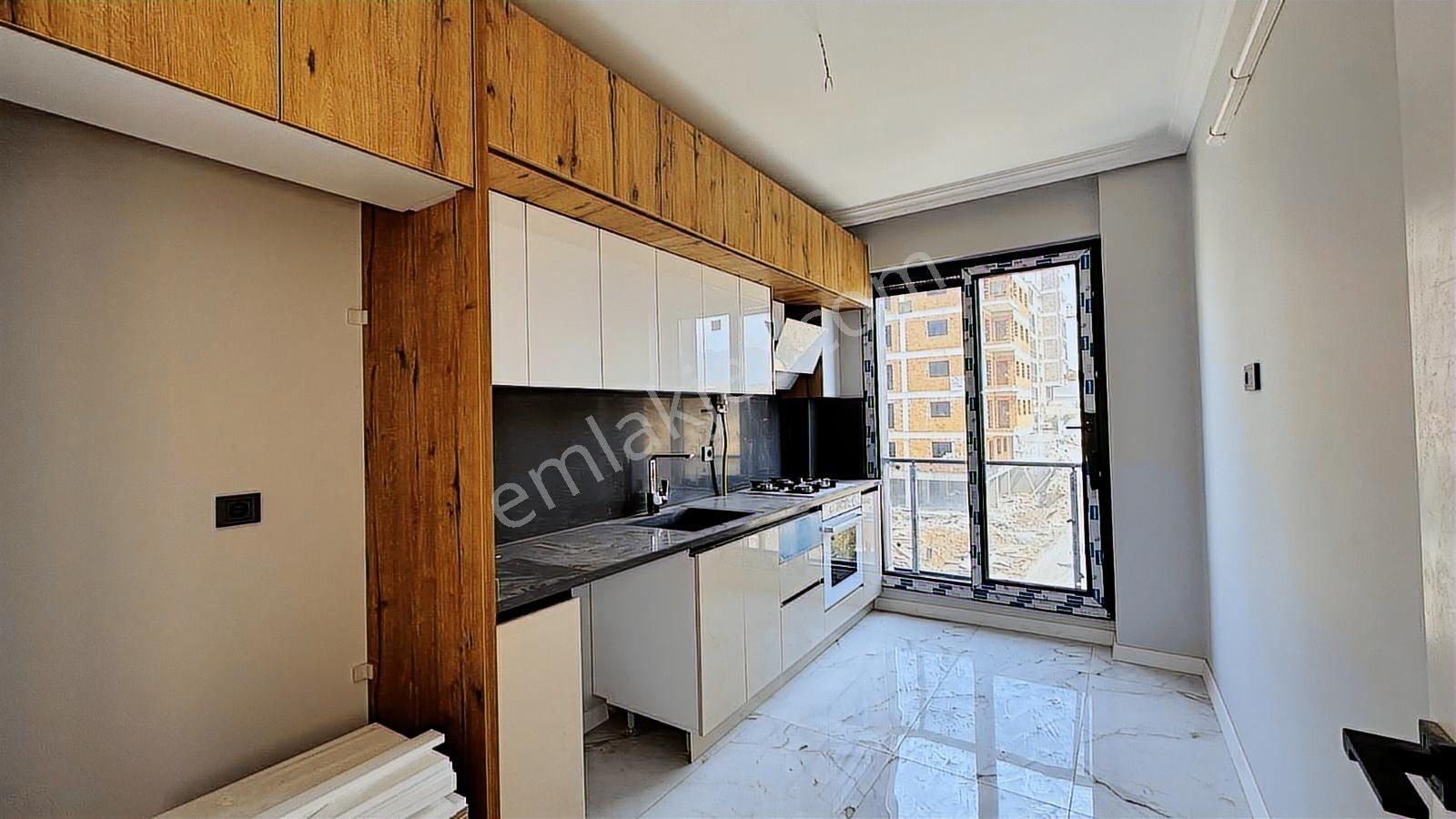 Menemende Satılık Daire 2+1 Devlet Hastanesi Yakını - Görsel 14