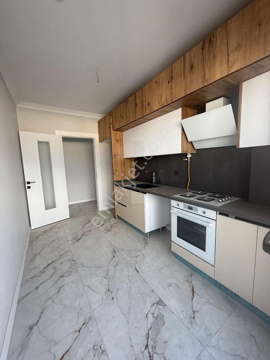 Menemende Satılık Daire 2+1 Devlet Hastanesi Yakını - Görsel 22