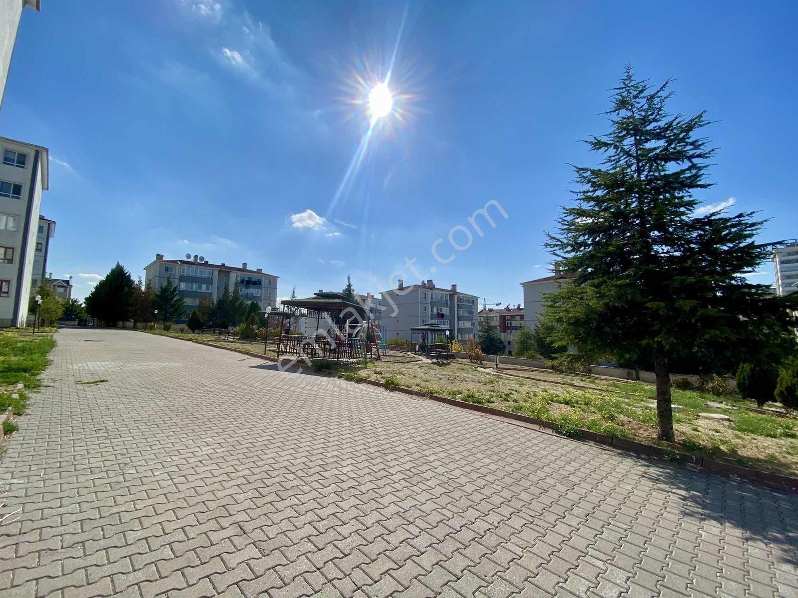 Redstone Castle Yenimahalle Kiralık 3+1 Daire - Görsel 8