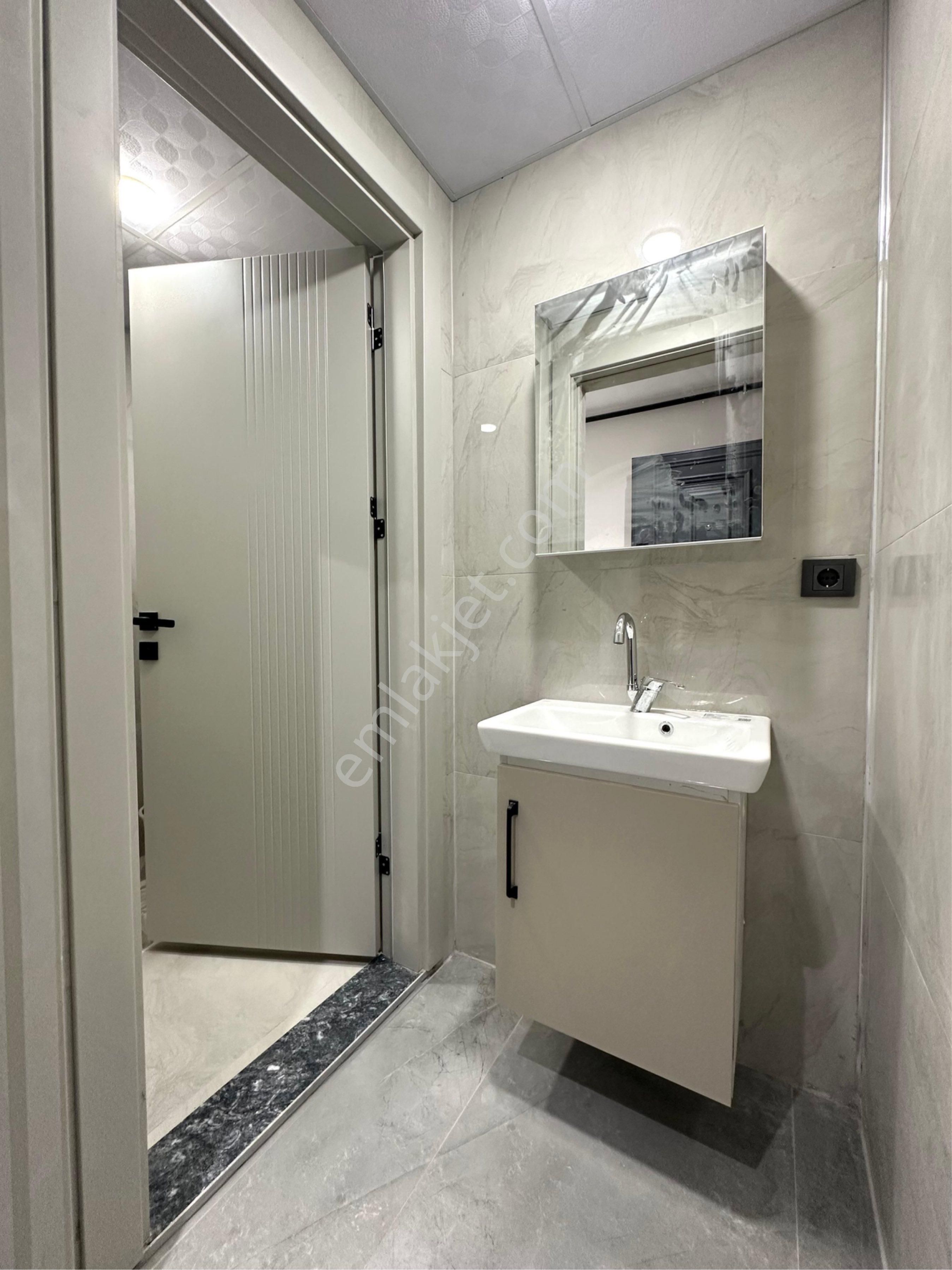 Yenişafakta 3+1 150m2 Sıfır Arakat Satılık Fırsat Daire - Görsel 14