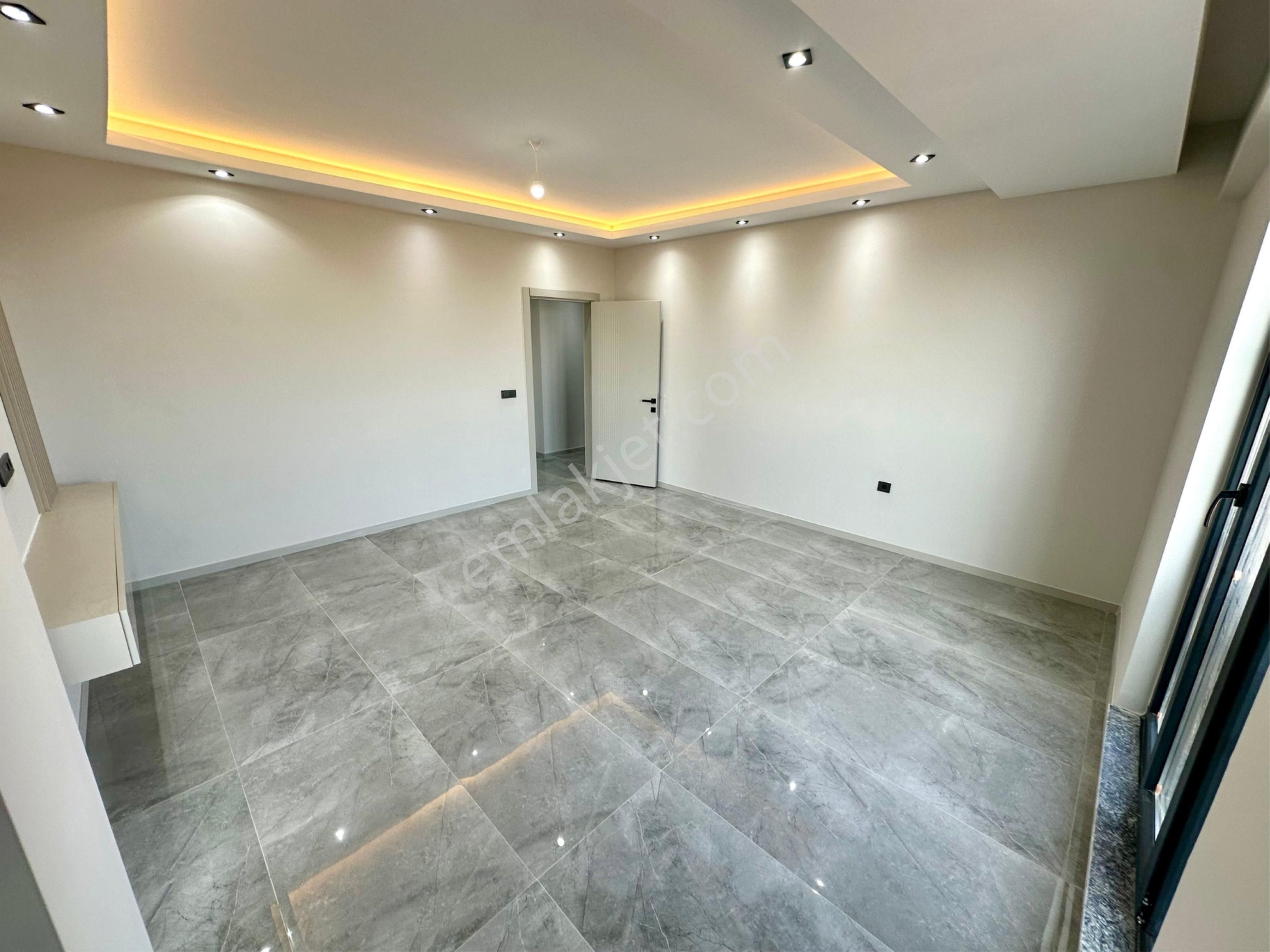 Yenişafakta 3+1 150m2 Sıfır Arakat Satılık Fırsat Daire - Görsel 7