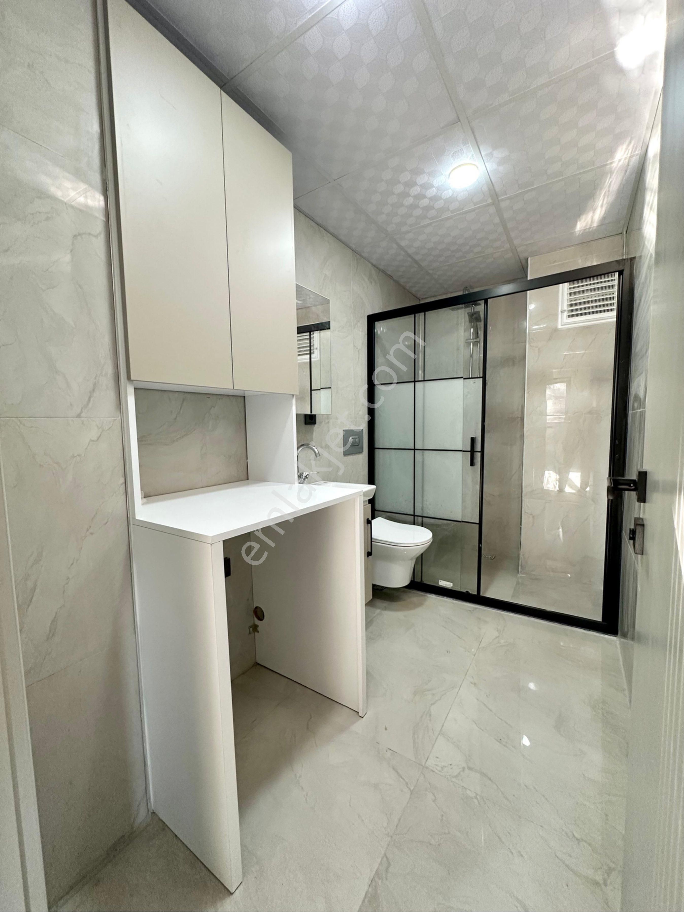 Yenişafakta 3+1 150m2 Sıfır Arakat Satılık Fırsat Daire - Görsel 13