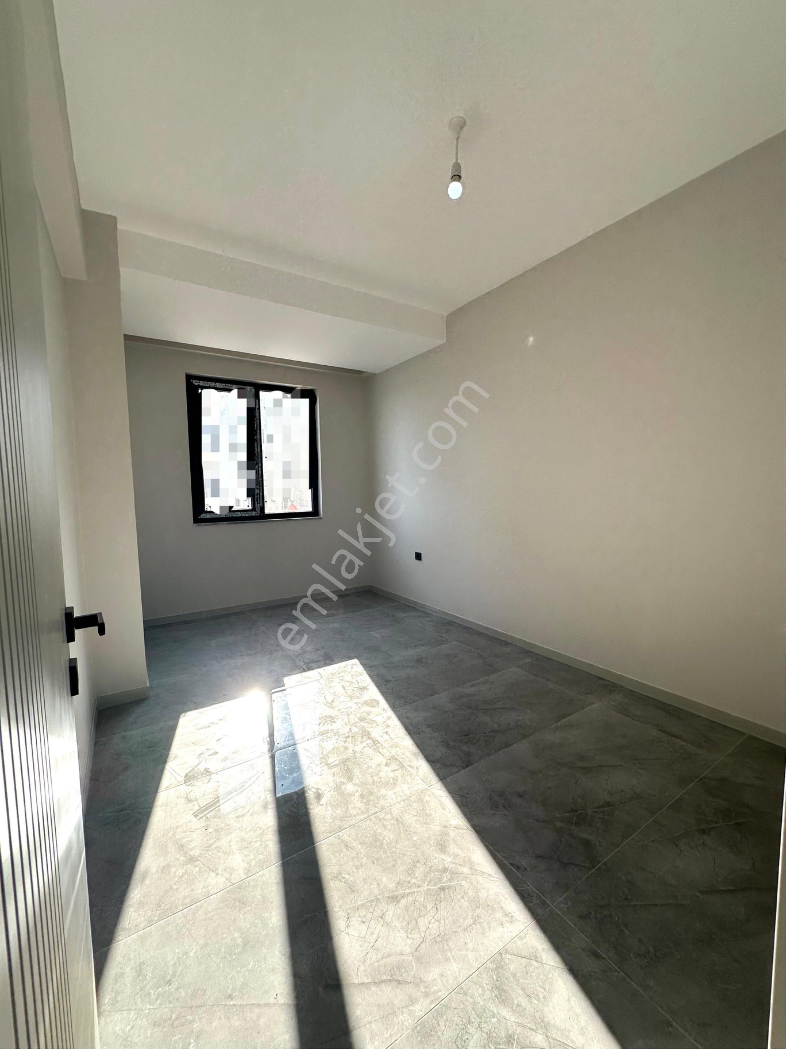 Yenişafakta 3+1 150m2 Sıfır Arakat Satılık Fırsat Daire - Görsel 12