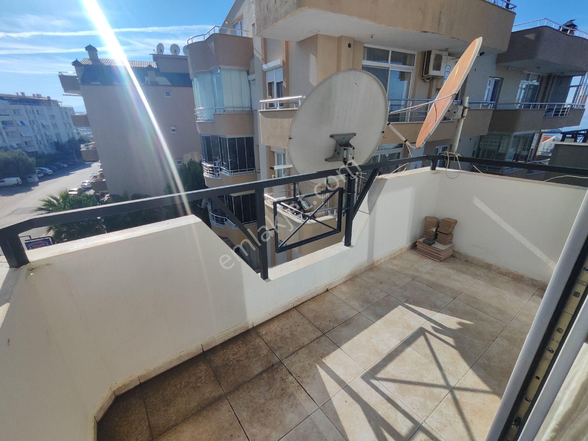 Elit Mahallesinde Deniz Manzaralı 3+1 Geniş Daire - Görsel 11