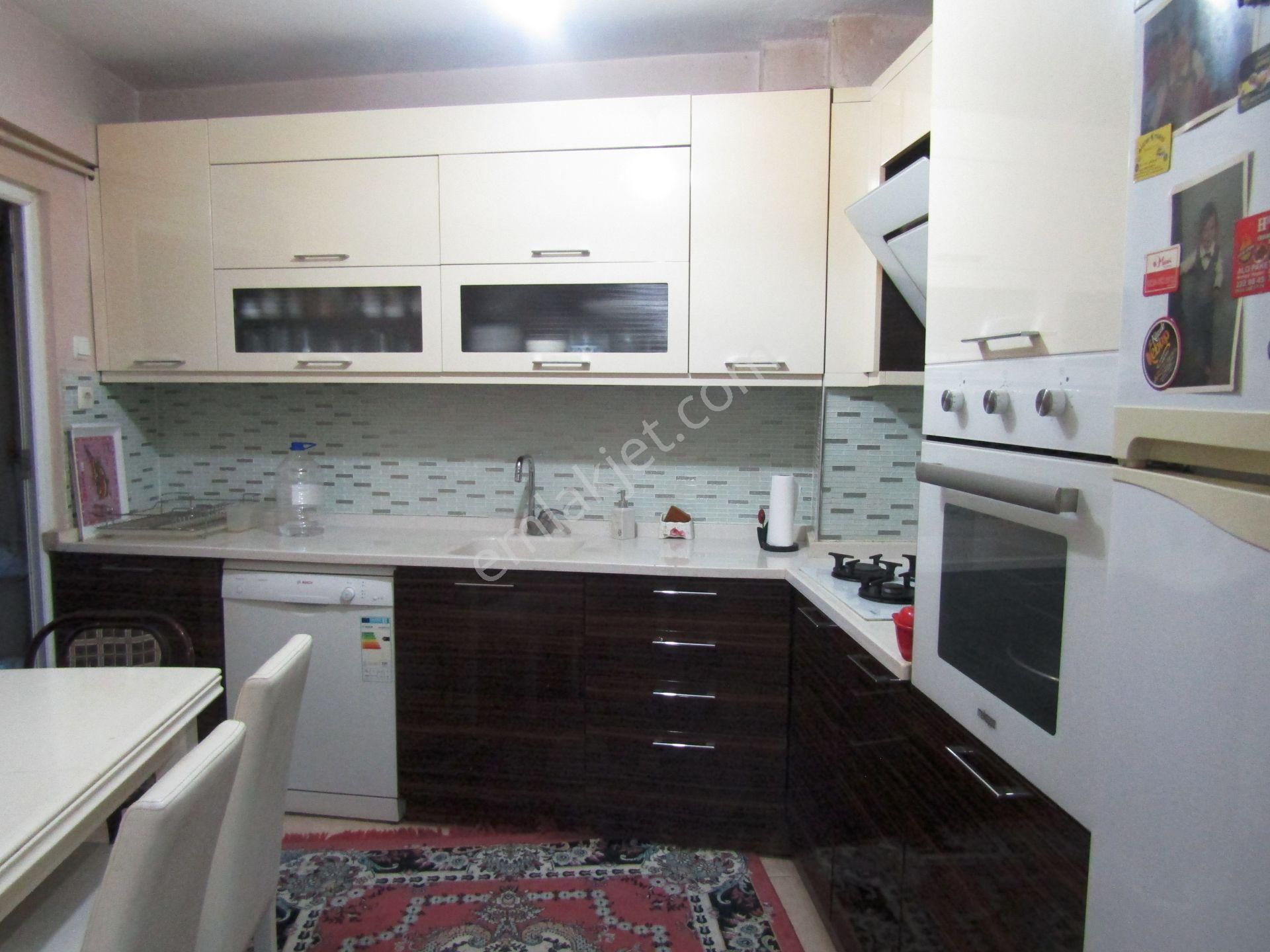 Heykel İbrahimpaşa 2+1 85m2 3.arakat Kombili Satılık Daire 1.980.000tl