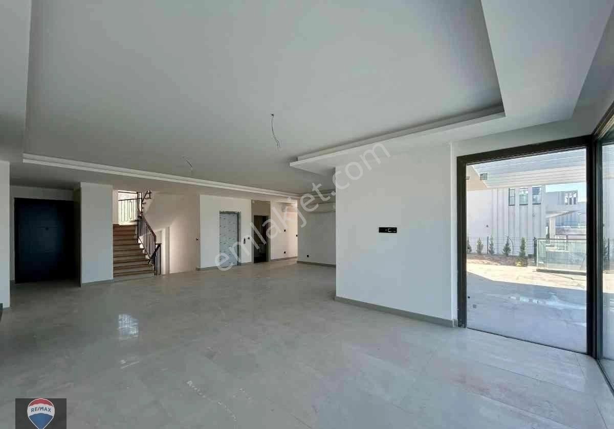 Kuşadası Lena Ekıcıoğlu-denız Manzaralı, Müstakıl, Lüks Havuzlu Vılla - Görsel 12