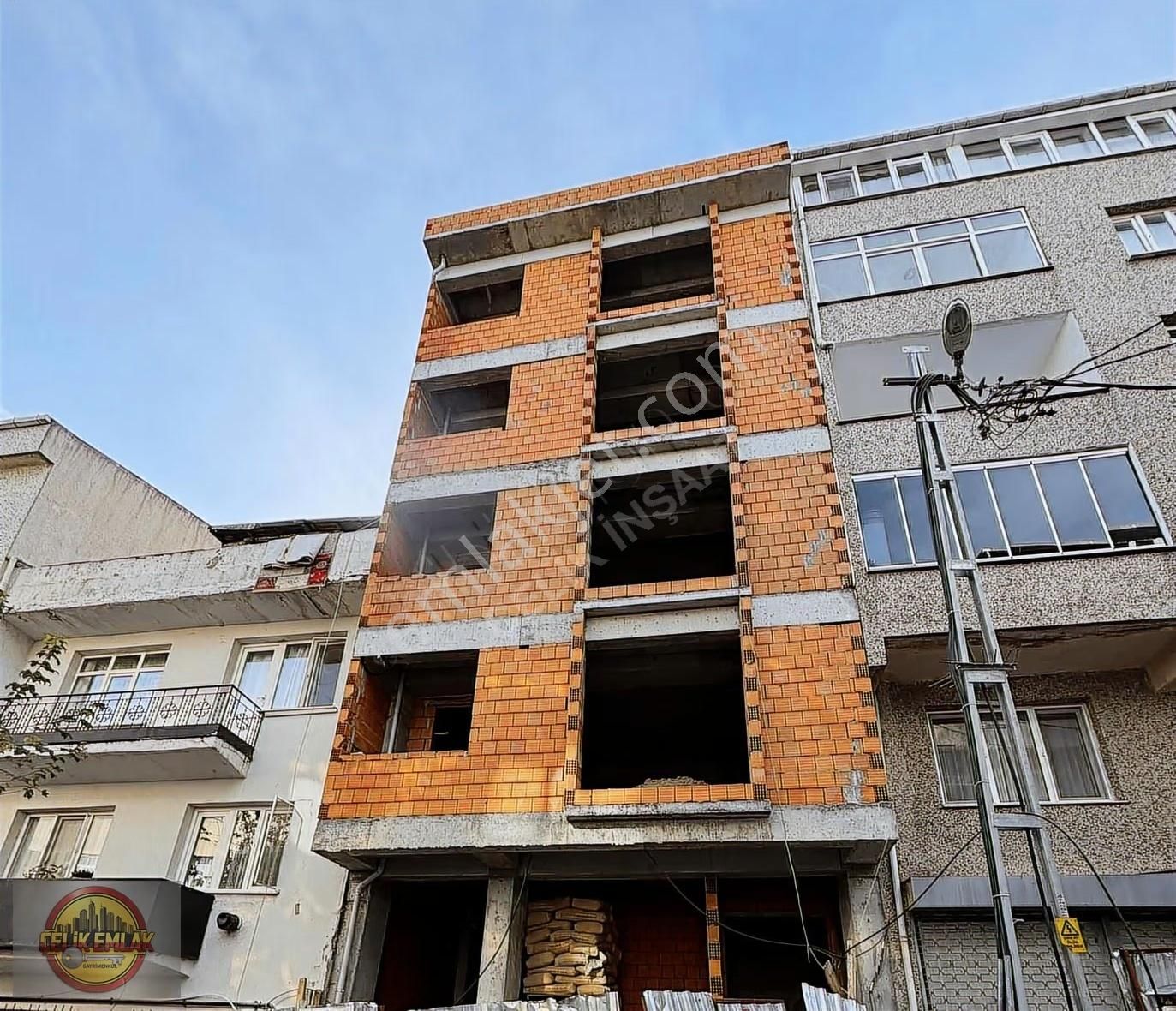 Gop Hürriyet Mahallesi Sıfır Lüx Daire - Görsel 24