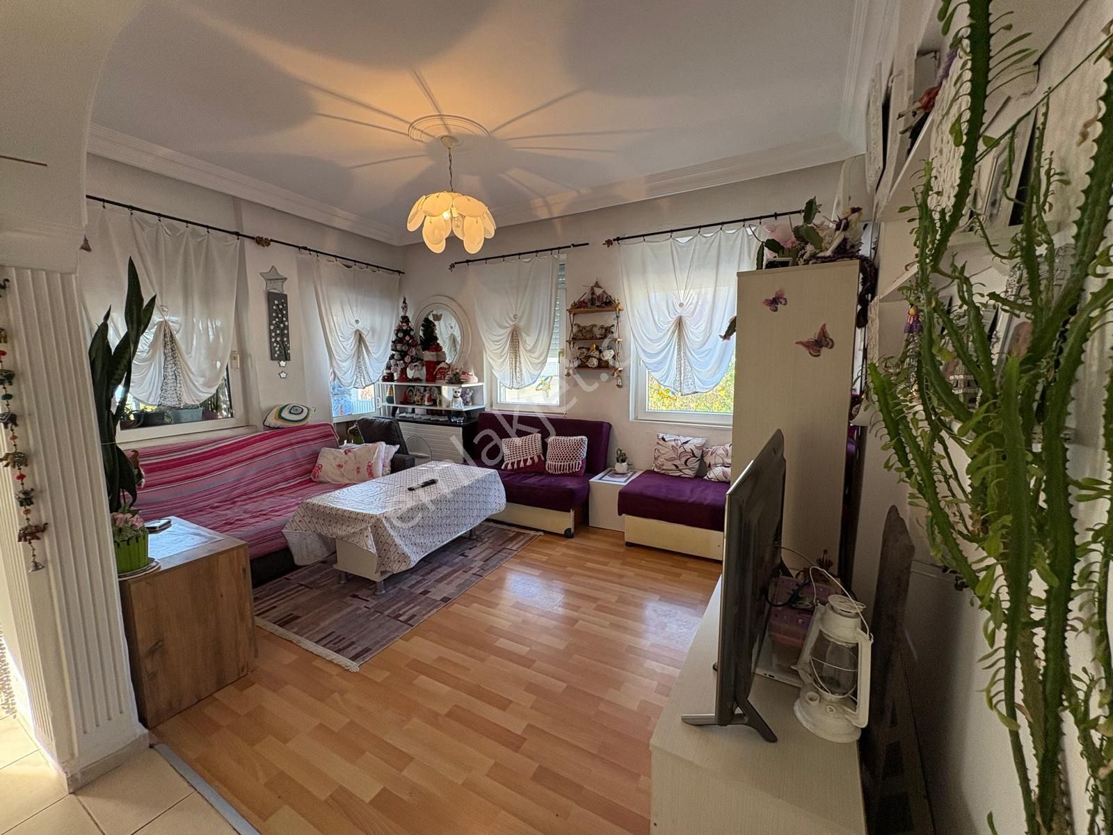 Lara Sahil Bandında Kentsele Uygun Yatırımlık 3+1 - Görsel 4