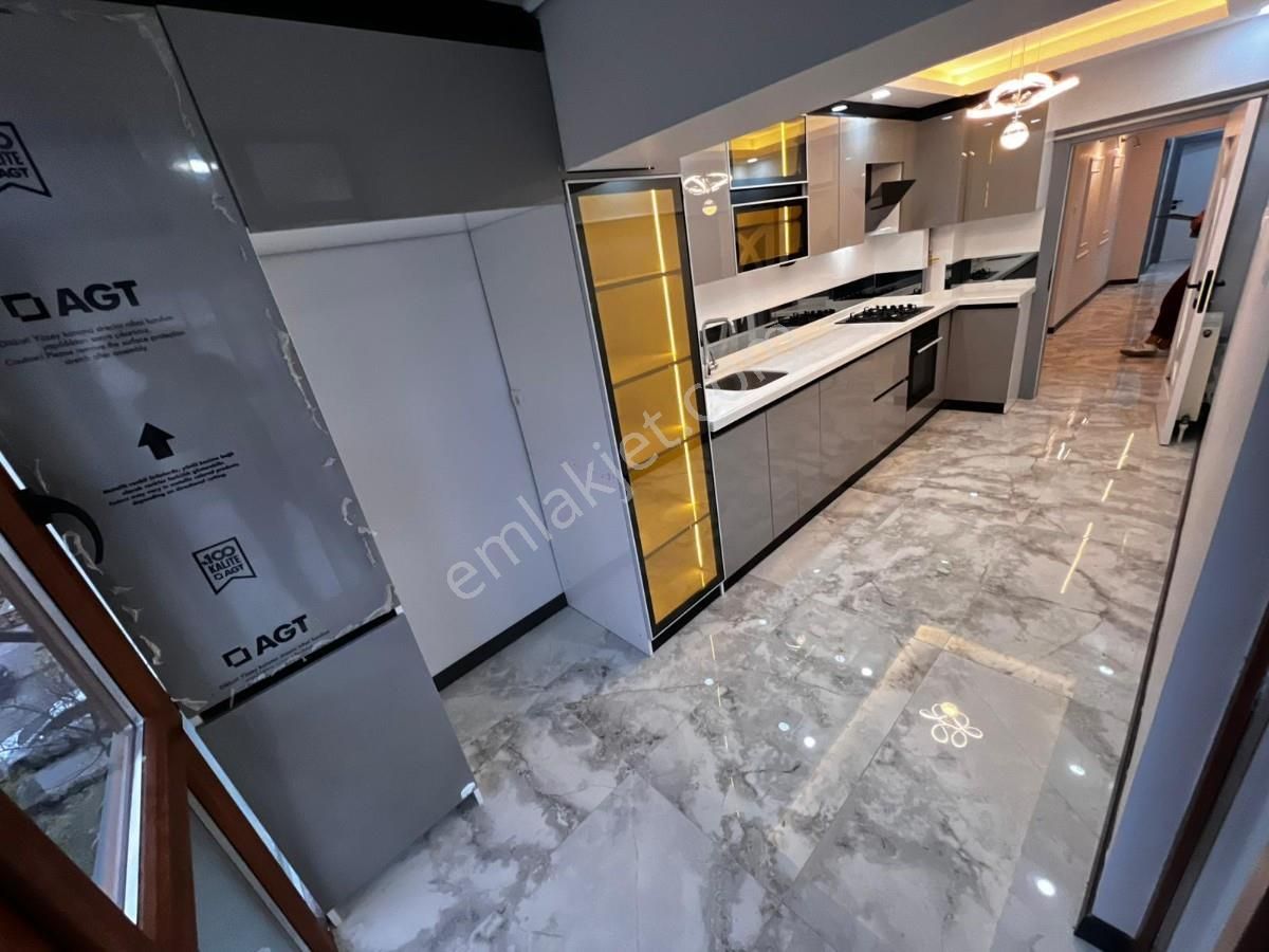 Maraşel Çakmak Mahde Mükemmel Konumda Arakat 3+1 Daire !!! - Görsel 9