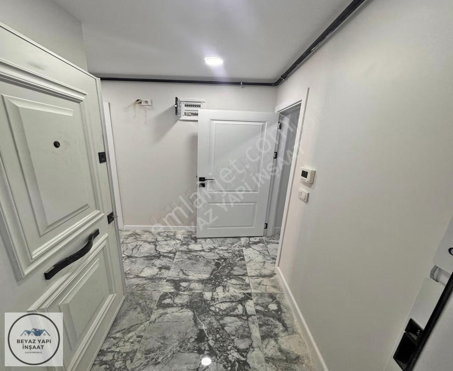 Beyaz Yapı'dan Butik Site İçerisin'de %80 Kredili 2+1 Ara Kat ! - Görsel 22