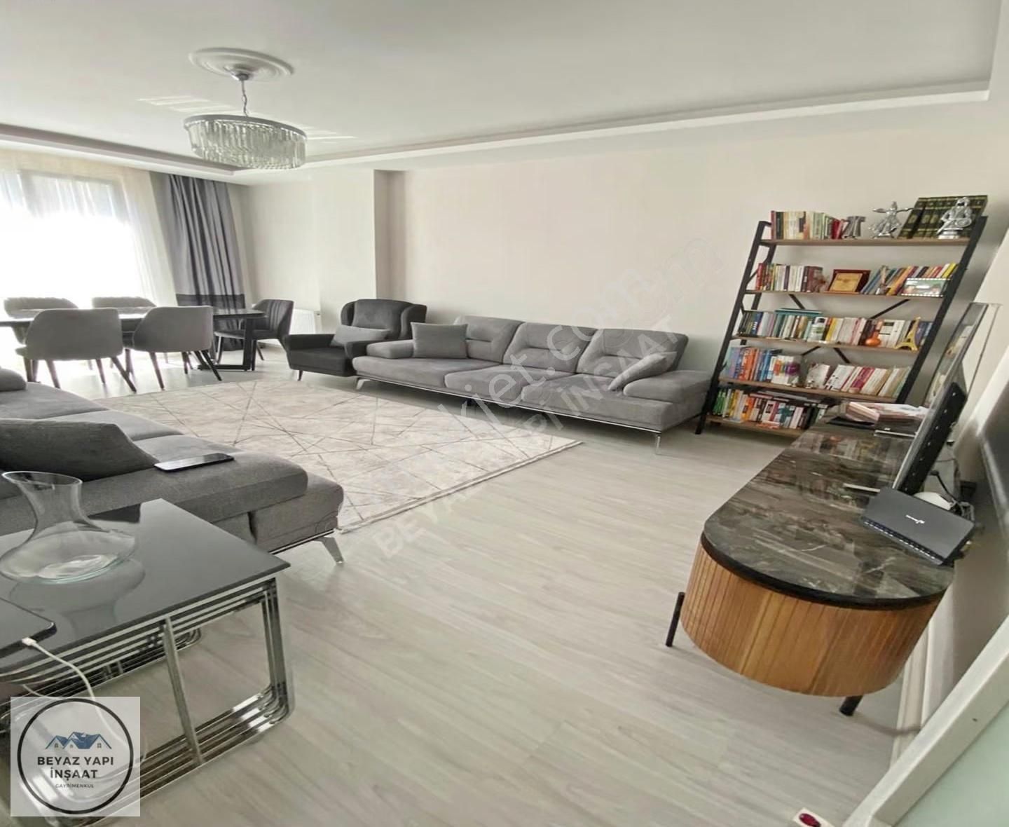 Beyaz Yapı'dan Prestijli Lokasyon'da Büyük M2'ye Sahip 2+1 - Görsel 9