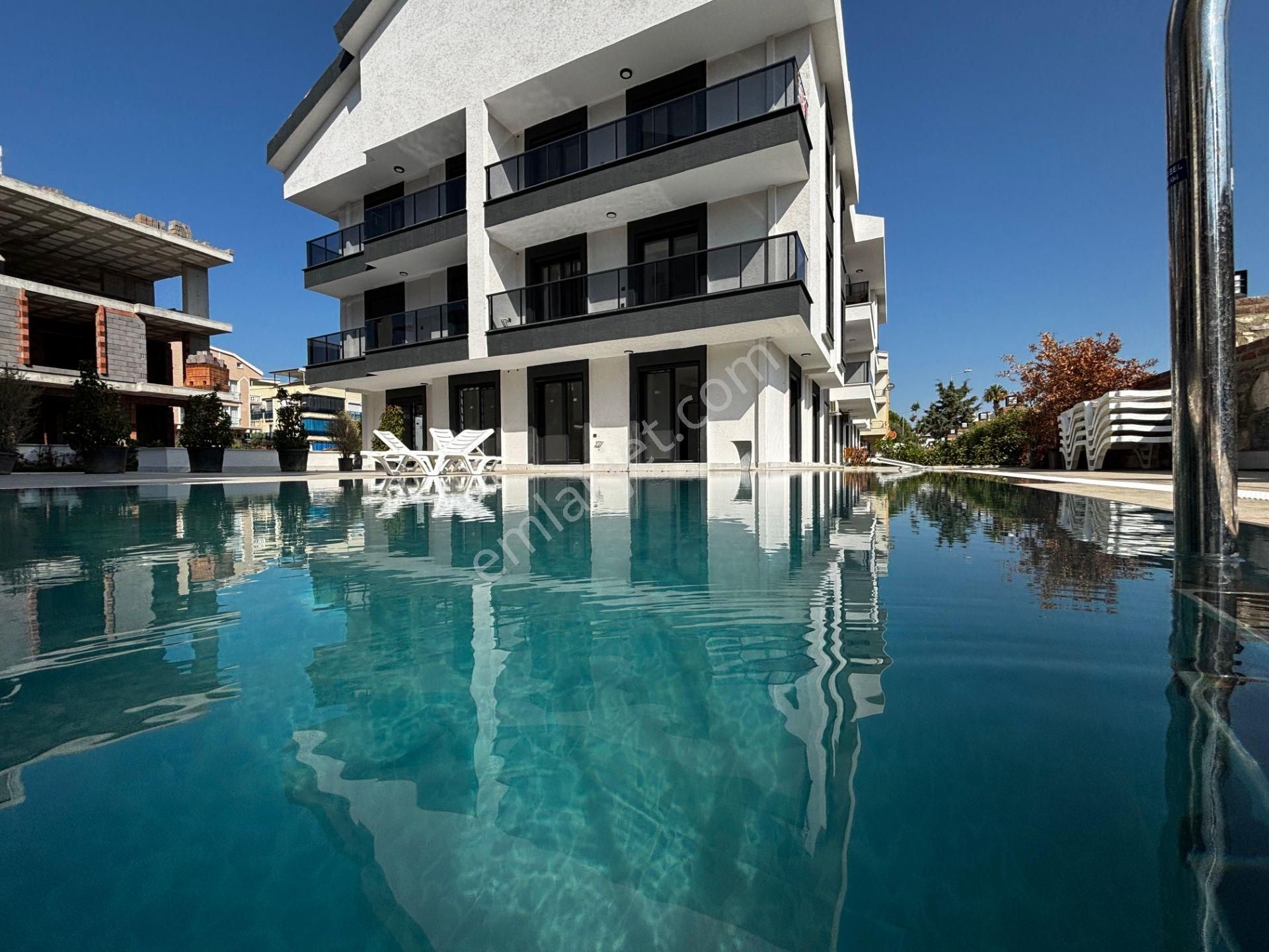 Denize 350 Mt. Mesafeli Havuzlu,asansörlü Ara Kat Daire