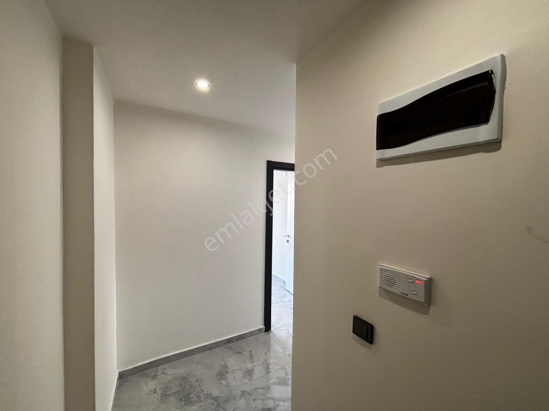 Denize 350 Mt. Mesafeli Havuzlu,asansörlü Ara Kat Daire - Görsel 6