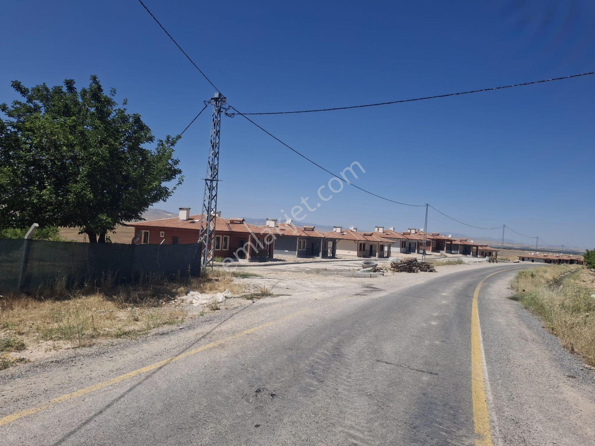 Yeşilyurt Duranlarda Satılık Çiflik Tadında Özel Yapılmış Olan 12 Dönüm Bahçe - Görsel 22