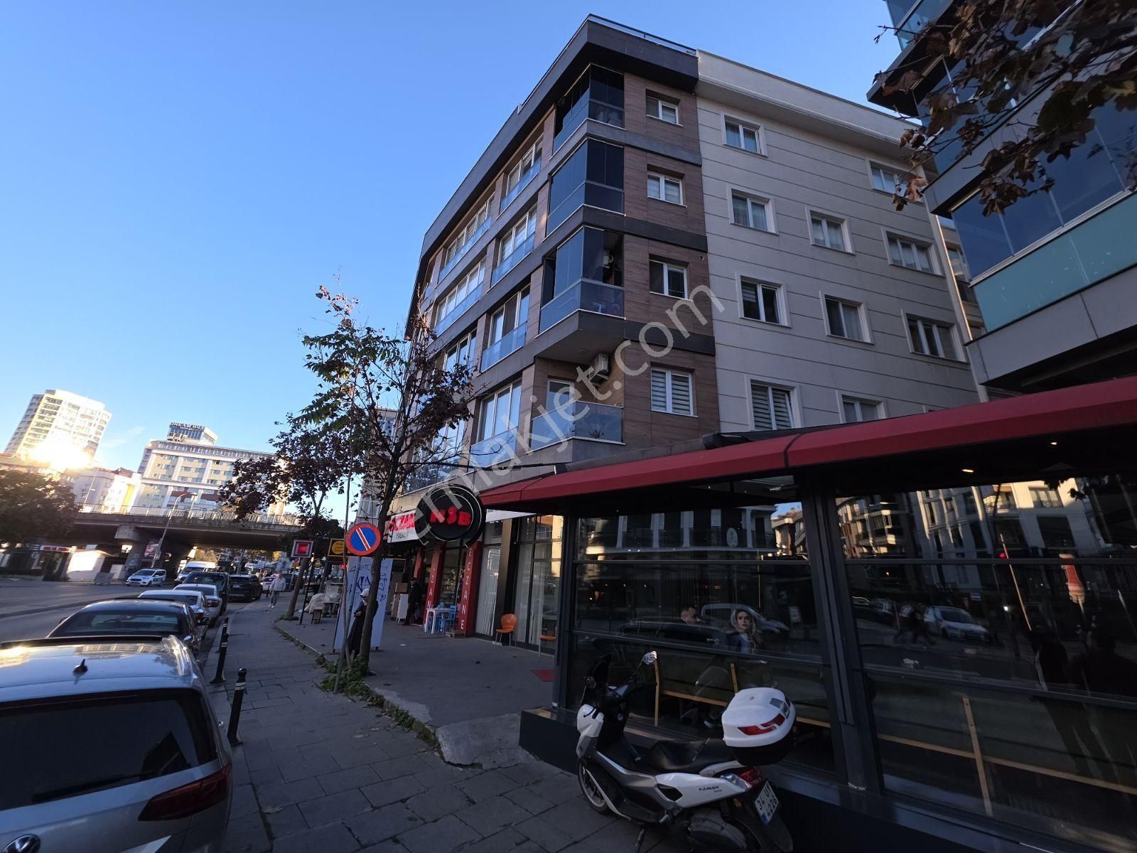 İnox'dan İdealtepe Cadde Üzeri Lüks Tasarım 3+2 Teraslı Dubleks - Görsel 3