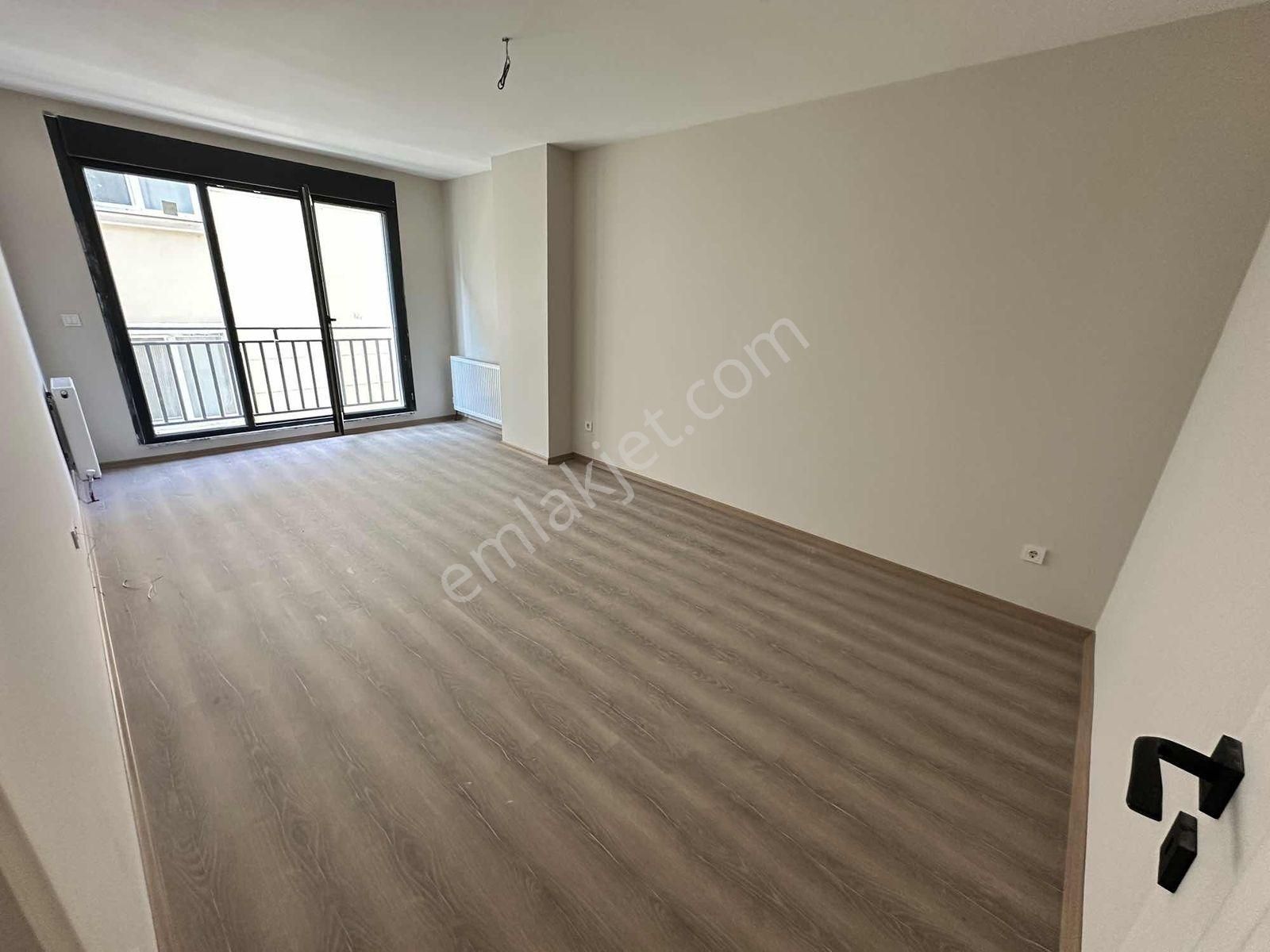 İnox'dan İdealtepe Koruya Komşu Yeni Binada 3.kat 2+1 Daire - Görsel 8