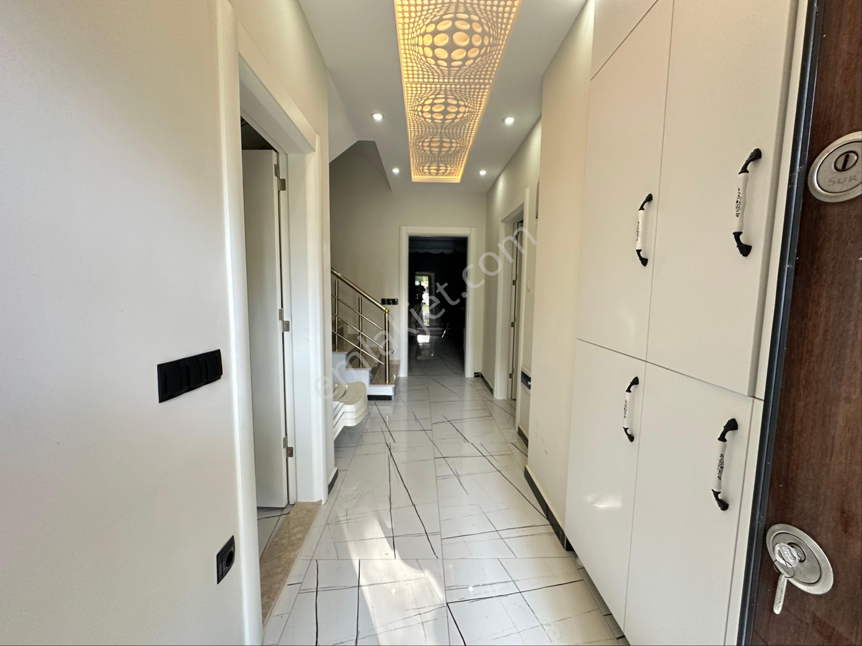 Didimde Kendi Plajı Olan 4+1 Çook Geniş Sıfır Bahçesi Cok Büyük Villa - Görsel 7