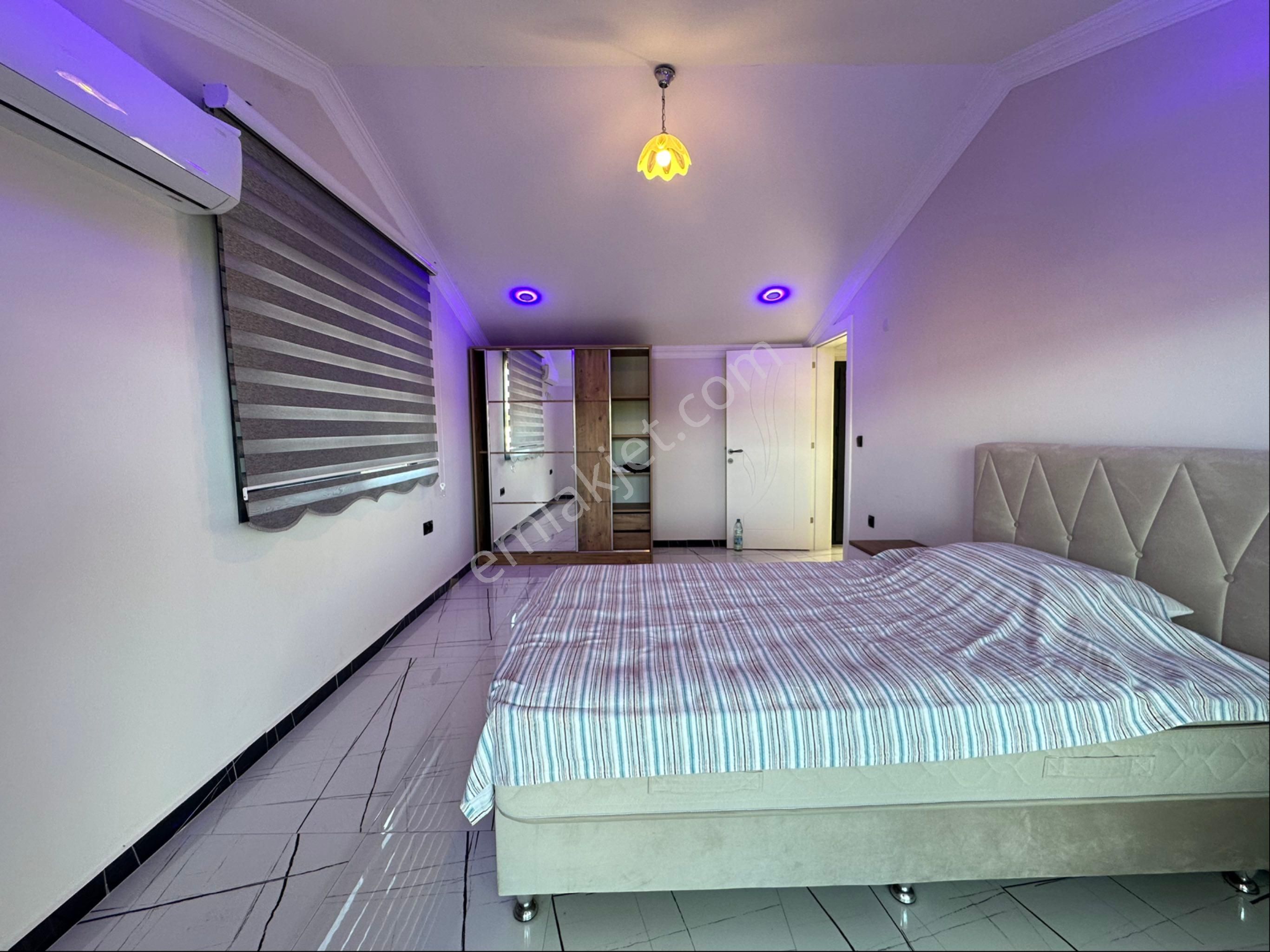 Didimde Kendi Plajı Olan 4+1 Çook Geniş Sıfır Bahçesi Cok Büyük Villa - Görsel 32